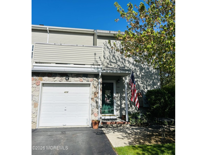 Come and put your personal touch on this bright and cheery - Beach Home for sale in Wall, New Jersey on Beachhouse.com