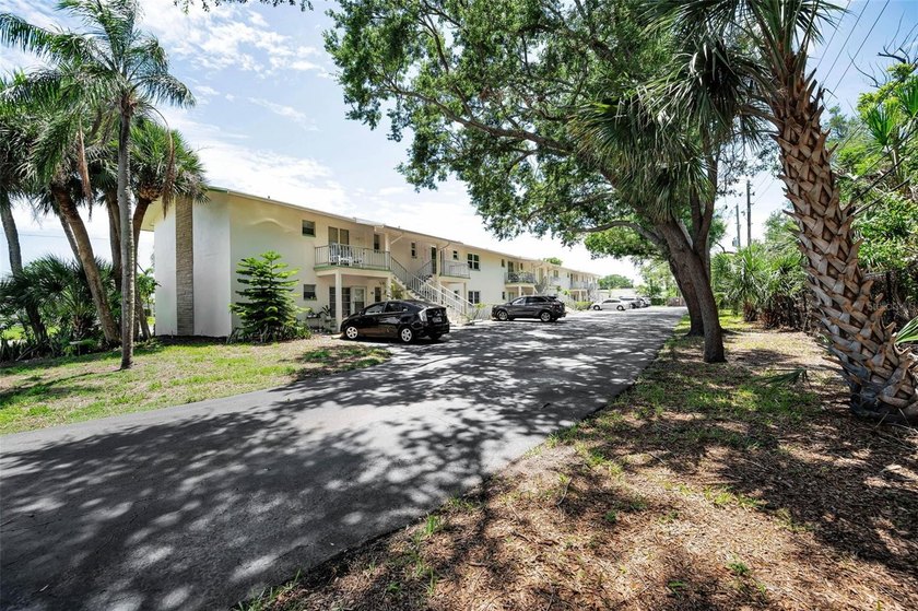 Welcome to The Greenery at Bardmoor! Nestled in the heart of the - Beach Condo for sale in Seminole, Florida on Beachhouse.com