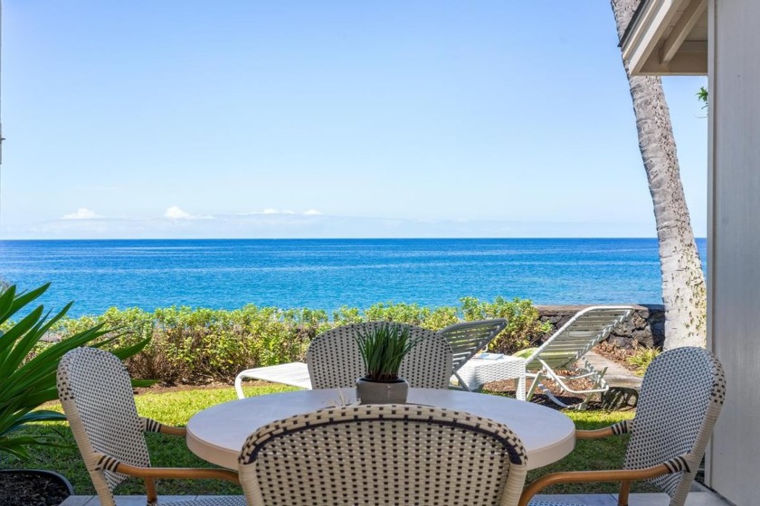 ACTIVE STVR - OCEANFRONT AT IT'S - Beach Townhome/Townhouse for sale in Kailua Kona, Hawaii on Beachhouse.com