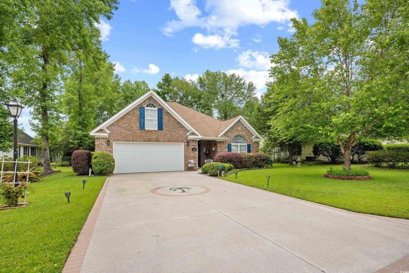 Beautiful all-brick 3br/2.5ba home on a large, landscaped lot in - Beach Home for sale in Longs, South Carolina on Beachhouse.com