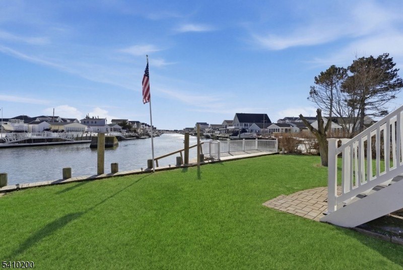 Built in 2007, this well-kept custom waterfront home offers - Beach Home for sale in Little Egg Harbor, New Jersey on Beachhouse.com