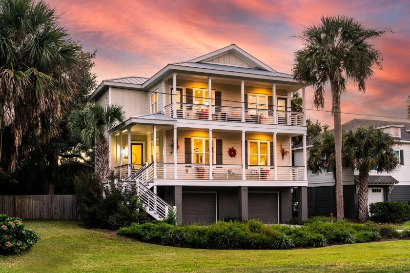 Priced below recent appraised value.  Walk right into owning a - Beach Home for sale in Isle of Palms, South Carolina on Beachhouse.com