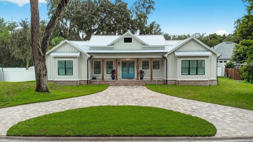 Stunner alert! Welcome to your dream home on the highly - Beach Home for sale in Fernandina Beach, Florida on Beachhouse.com