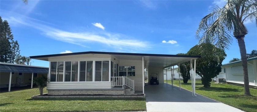 Welcome to this lovingly maintained and fully furnished - Beach Home for sale in Largo, Florida on Beachhouse.com