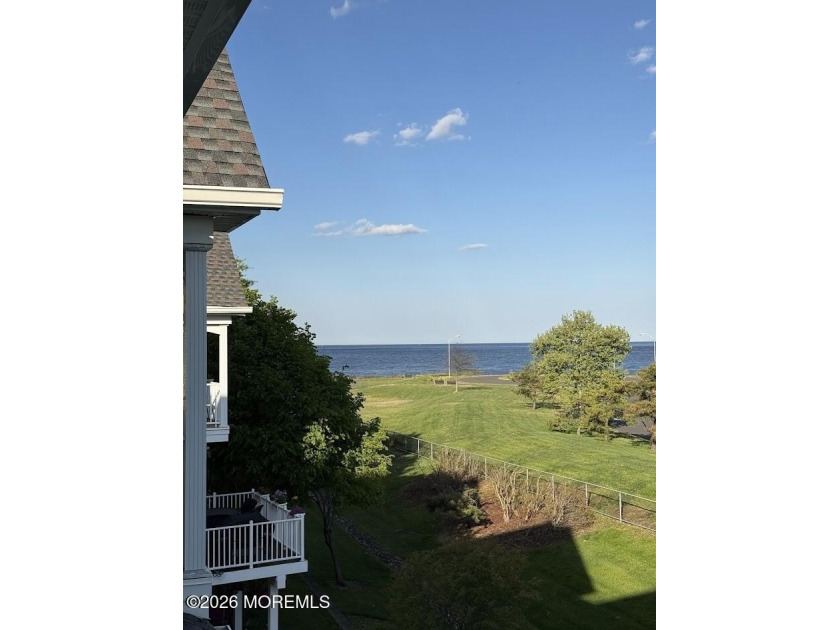 Exceptional 3BR, 3.5BA townhome in the prestigious Lighthouse - Beach Townhome/Townhouse for sale in South Amboy, New Jersey on Beachhouse.com