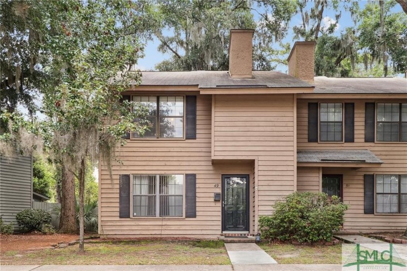 Fantastic location for this 2 bedroom 1 & 1/2 bath townhome - Beach Home for sale in Savannah, Georgia on Beachhouse.com