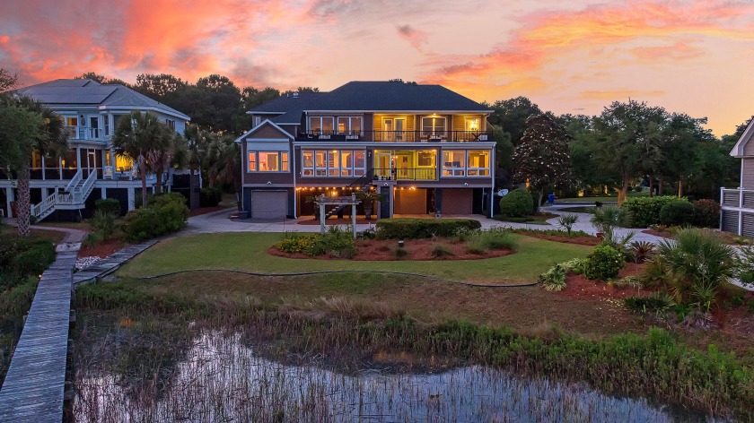 Located in the exclusive gated Victory Pointe subsection of - Beach Home for sale in Mount Pleasant, South Carolina on Beachhouse.com
