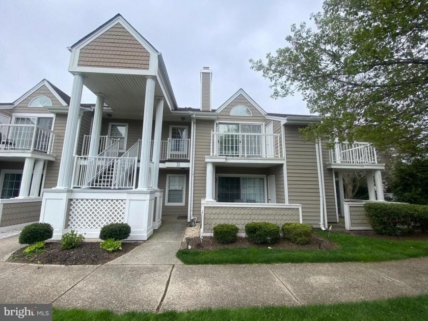 YOU CAN'T BEAT THIS PRICE OR LOCATION!  Secluded at the back of - Beach Home for sale in Linwood, New Jersey on Beachhouse.com