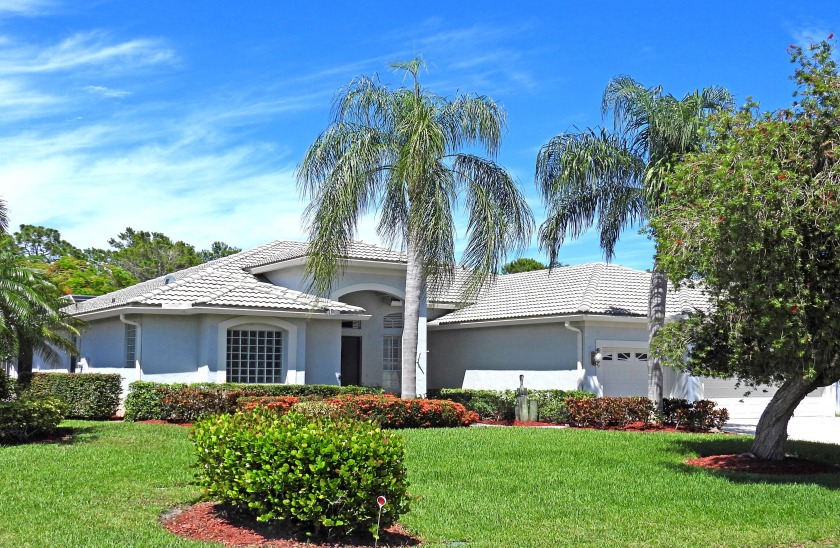 Beautiful 4 bedroom, 2.5 bath, 3 car garage, Pool home. 2475 sq - Beach Home for sale in Port Saint Lucie, Florida on Beachhouse.com