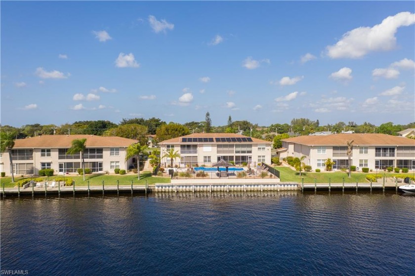 LOOK NO FURTHER! Snug Harbor is Perfect for Seasonal or - Beach Condo for sale in Cape Coral, Florida on Beachhouse.com