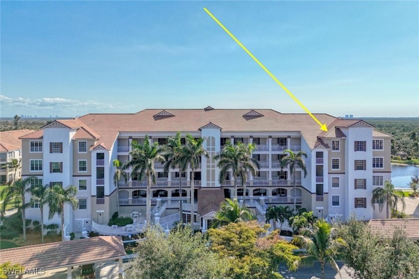 Welcome to this beautifully updated PENTHOUSE in Lexington - Beach Condo for sale in Fort Myers, Florida on Beachhouse.com