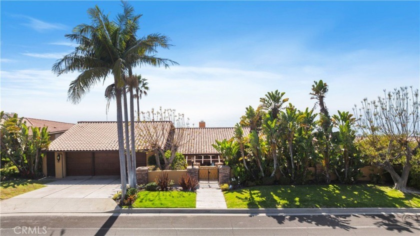 Luxury Living with Unmatched Ocean Views in Prestigious Palos - Beach Home for sale in Palos Verdes Estates, California on Beachhouse.com