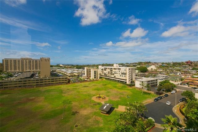 Rarely available South Tower. Nicely renovated kitchen - Beach Condo for sale in Honolulu, Hawaii on Beachhouse.com