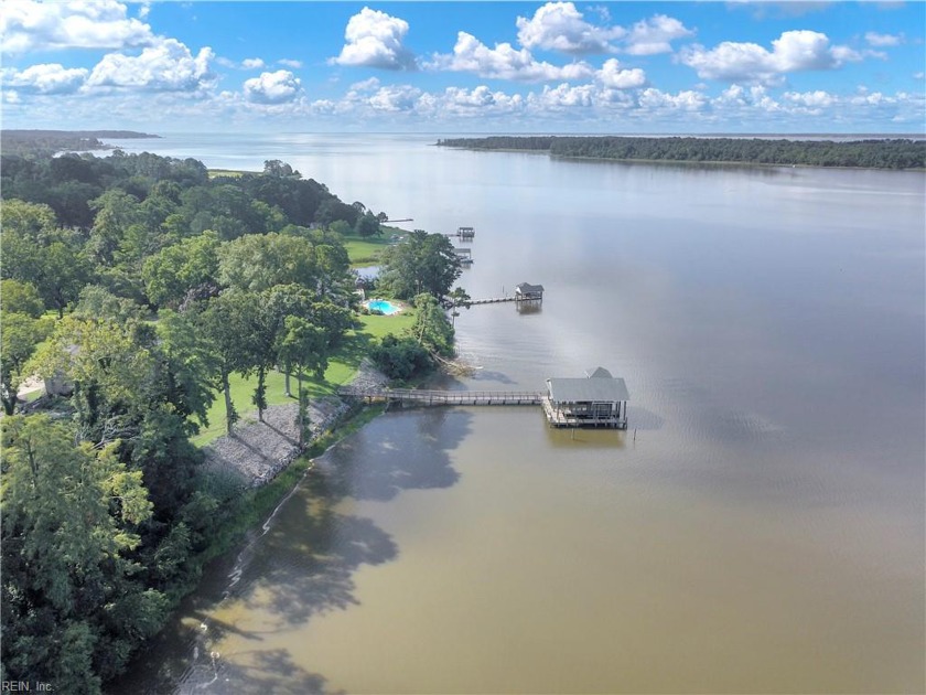 Come & build your dream waterfront home & pier on this rare & - Beach Lot for sale in Newport News, Virginia on Beachhouse.com