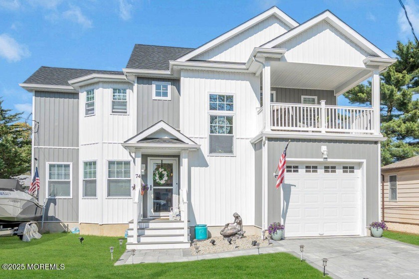 Stunning Colonial style home ideal as a beach retreat or for - Beach Home for sale in Brick, New Jersey on Beachhouse.com
