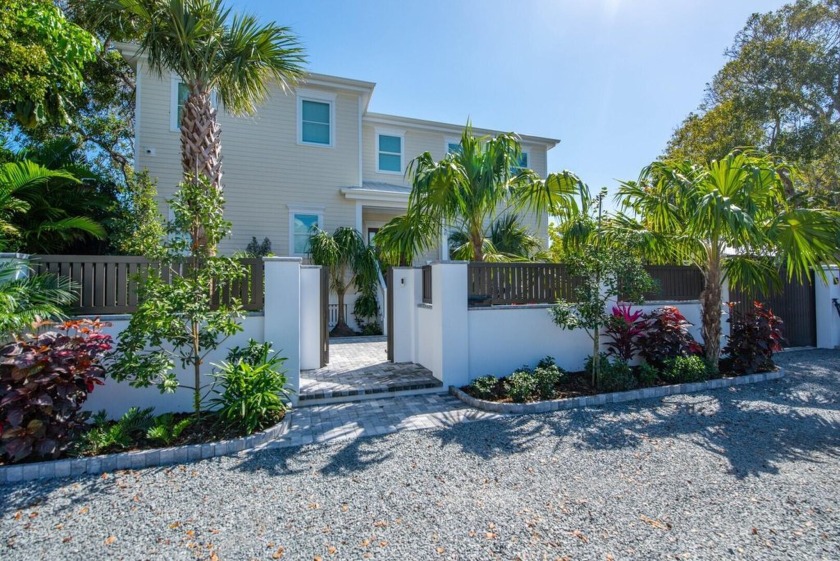 This British designer has spent over twenty years crafting - Beach Home for sale in Key West, Florida on Beachhouse.com