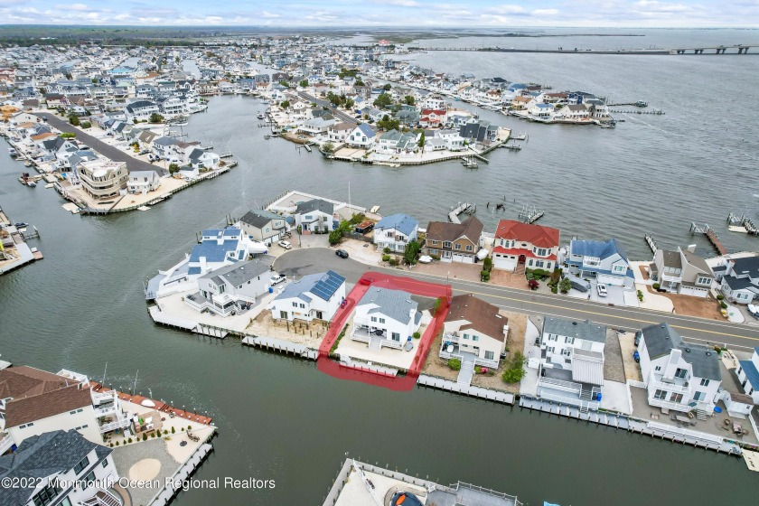 Welcome to East Point, the Creme de la Creme of Beach Haven - Beach Home for sale in Manahawkin, New Jersey on Beachhouse.com