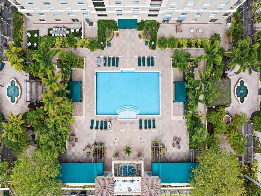 Renovated 2 BD | 2 BA | Corner unit with impact windows and - Beach Condo for sale in Fort Lauderdale, Florida on Beachhouse.com