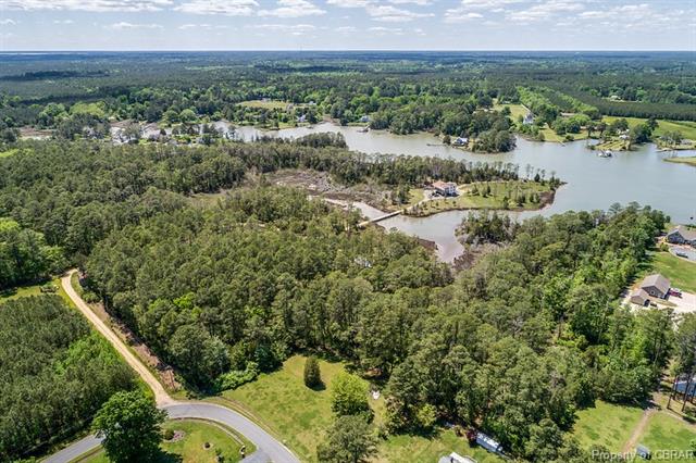 3.5 Acre waterfront lot on Billips creek. This lot already has 3 - Beach Lot for sale in Moon, Virginia on Beachhouse.com