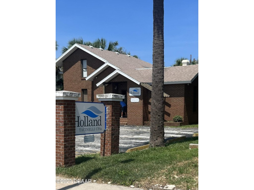**OWNER FINANCING AVAILABLE** **ASK ABOUT LEASE OPTION BUY** - Beach Commercial for sale in Daytona Beach, Florida on Beachhouse.com