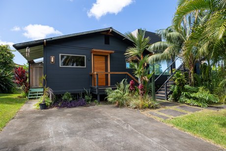 Dream Custom Home in Hawaii: Unique Investment - Beach Home for sale in Kailua Kona, Hawaii on Beachhouse.com