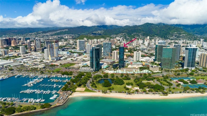BEST DEAL!! Compare the Location, Price, View, Interior quality - Beach Condo for sale in Honolulu, Hawaii on Beachhouse.com
