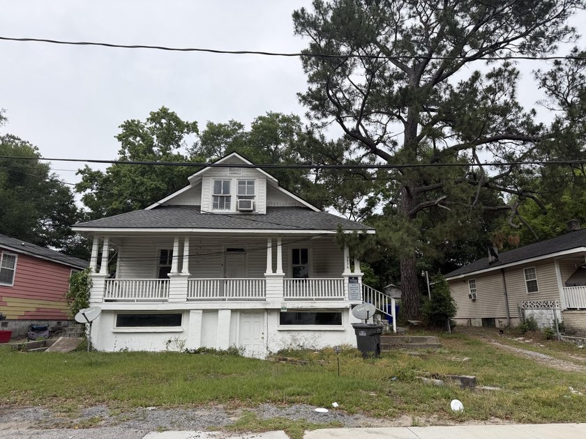 Investor opportunity in one of North Charleston's - Beach Home for sale in North Charleston, South Carolina on Beachhouse.com