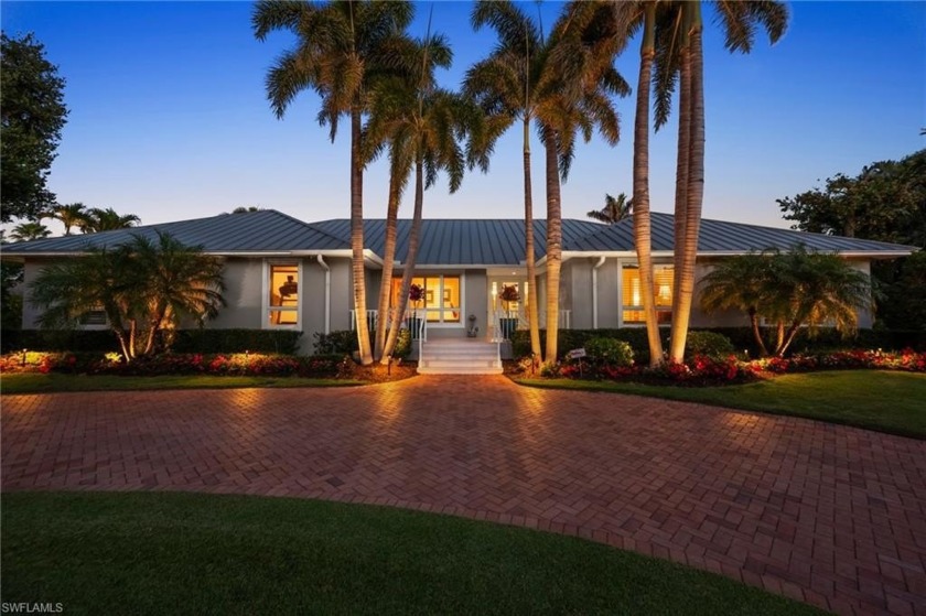 Discover your dream oasis just a short walk from the beach in - Beach Home for sale in Naples, Florida on Beachhouse.com