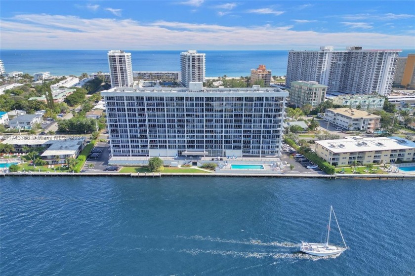 Fall in love with this beautifully renovated condo, designed for - Beach Condo for sale in Pompano Beach, Florida on Beachhouse.com