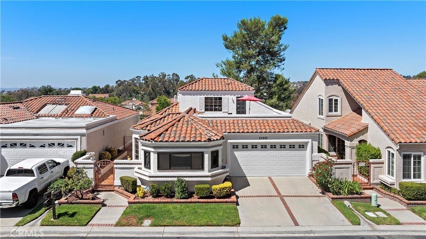 LOCATION... CONDITION... PRICE! An exceptional opportunity - Beach Home for sale in Mission Viejo, California on Beachhouse.com