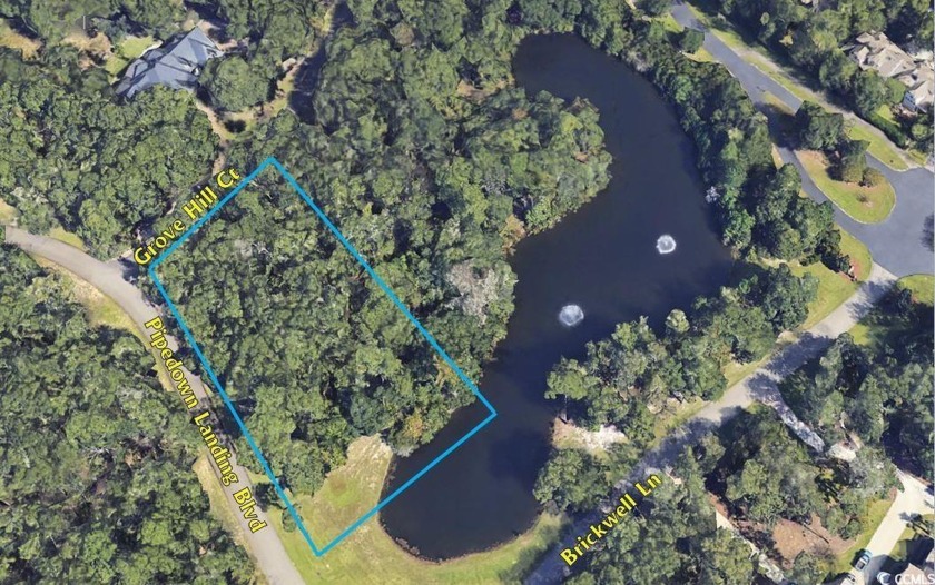 This exceptional private, wooded corner lot offers a - Beach Lot for sale in Pawleys Island, South Carolina on Beachhouse.com