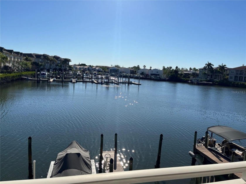 Welcome to your waterfront oasis in the heart of Tampa Bay at - Beach Condo for sale in Tampa, Florida on Beachhouse.com