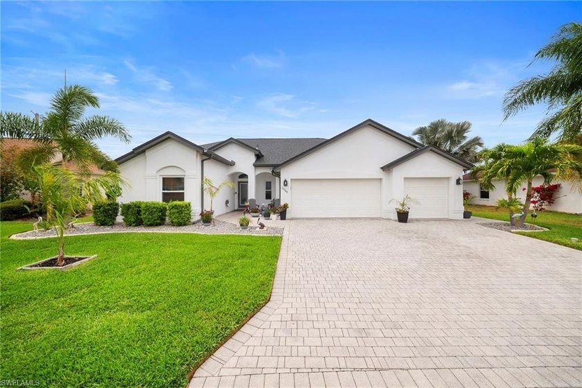 22788 Snaptail Ct: The Ultimate Bentley Floor Plan in Fountain - Beach Home for sale in Estero, Florida on Beachhouse.com