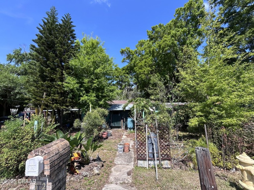 Investors take note..... home needs total rehab. Can not be - Beach Home for sale in Holly Hill, Florida on Beachhouse.com