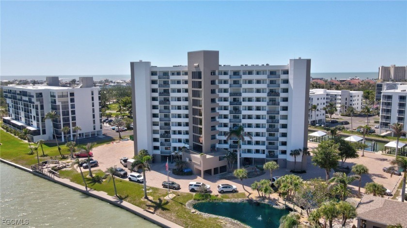 HUGE PRICE REDUCTION! You can have it all! Beach, Stunning Views - Beach Condo for sale in Fort Myers Beach, Florida on Beachhouse.com