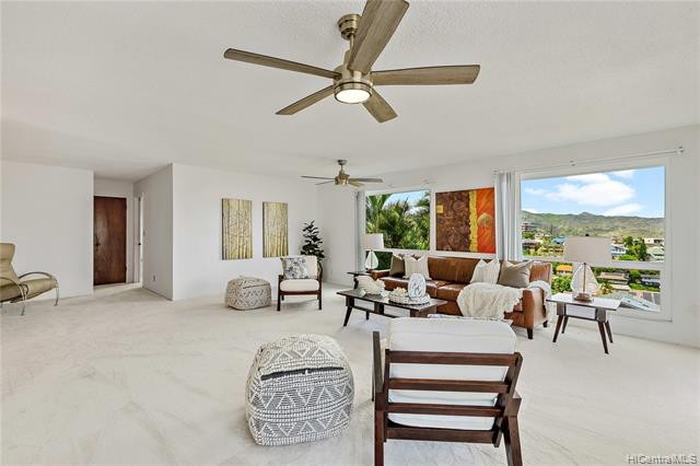 Rarely available as a huge lot in a quiet cul-de-sac. This - Beach Home for sale in Honolulu, Hawaii on Beachhouse.com