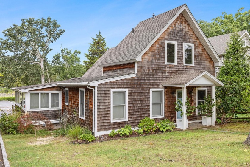 Waterfront home with private dock with the best location, just a - Beach Home for sale in Mattituck, New York on Beachhouse.com