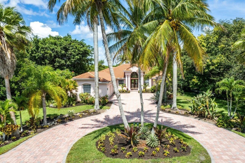 Situated on one acre in Bay Hill Estates overlooking the 8th - Beach Home for sale in West Palm Beach, Florida on Beachhouse.com
