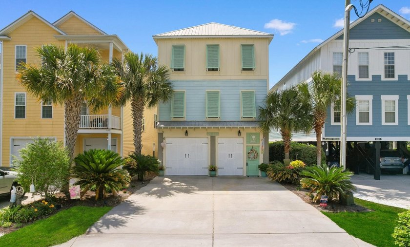 Just one block from the Atlantic Ocean in the heart of Surfside - Beach Home for sale in Surfside Beach, South Carolina on Beachhouse.com
