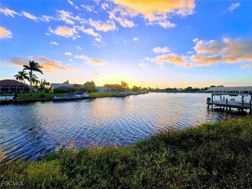 GULF ACCESS - AMAZING VIEWS of intersecting canals & SUNRISE - - Beach Lot for sale in Cape Coral, Florida on Beachhouse.com