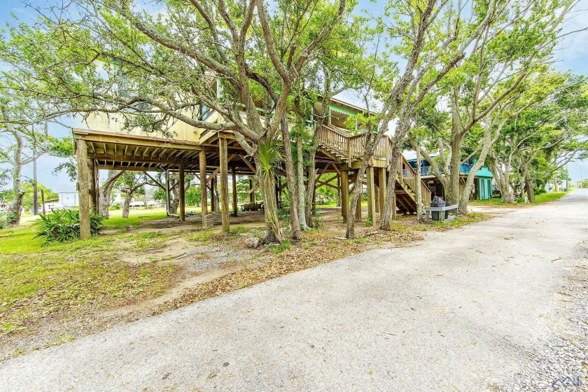 Buy 2 unattached homes for the price of one. Duplex (144 Cott) - Beach Lot for sale in Grand Isle, Louisiana on Beachhouse.com
