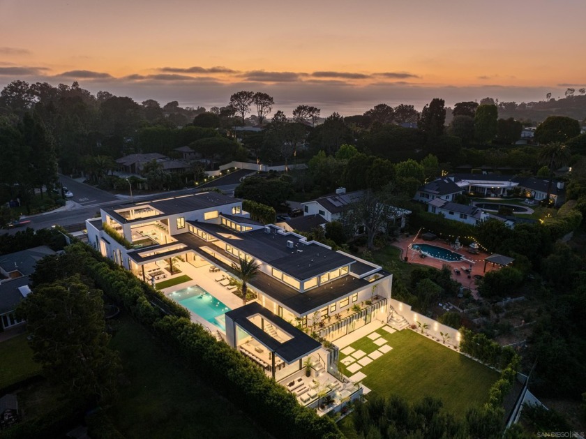 Perched high above La Jolla's esteemed Muirlands, this iconic - Beach Home for sale in La Jolla, California on Beachhouse.com