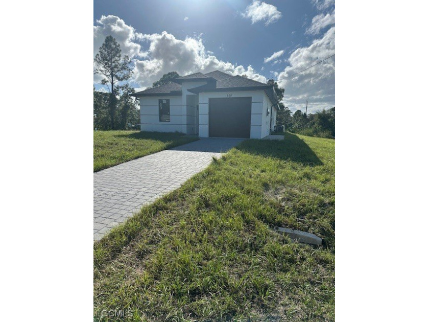 ***New-Construction!! Ready to Move in*** Seller is WILLING to - Beach Home for sale in Lehigh Acres, Florida on Beachhouse.com