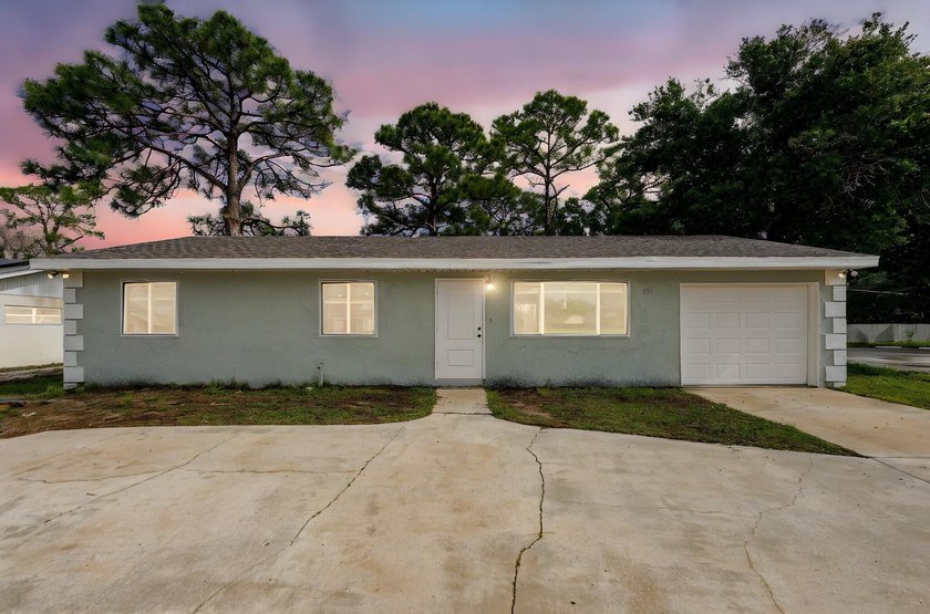 Completely redone and ready to impress! This 3BR/2BA home has - Beach Home for sale in Port Saint Lucie, Florida on Beachhouse.com