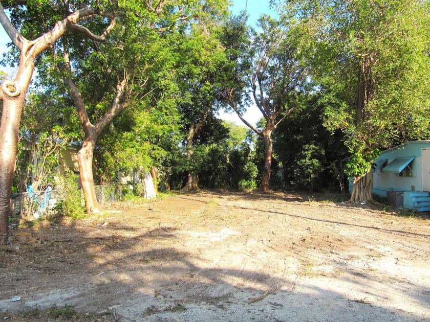 Submit your house plans and once approved Build your home - Beach Lot for sale in Key Largo, Florida on Beachhouse.com