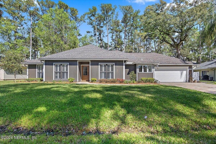 This beautiful one story home in the heart of TPC Sawgrass is - Beach Home for sale in Ponte Vedra Beach, Florida on Beachhouse.com