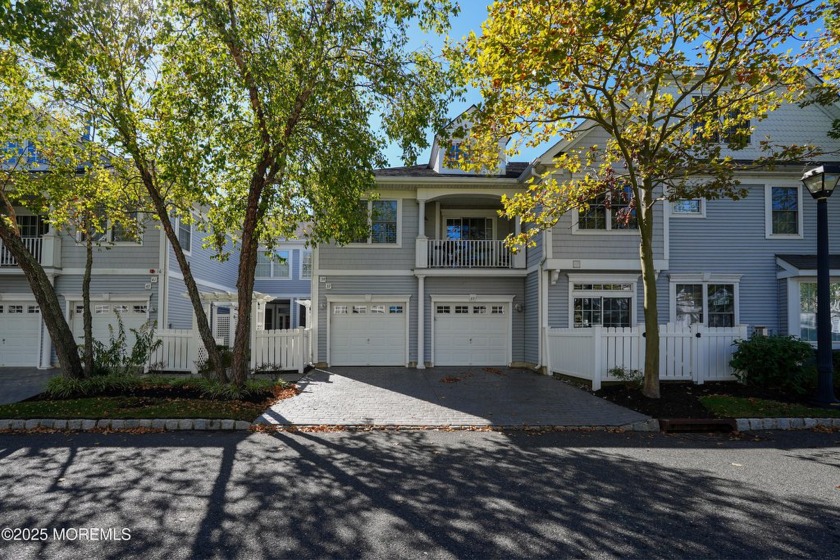Step into the coastal lifestyle with this well maintained 3 bed - Beach Condo for sale in Port Monmouth, New Jersey on Beachhouse.com