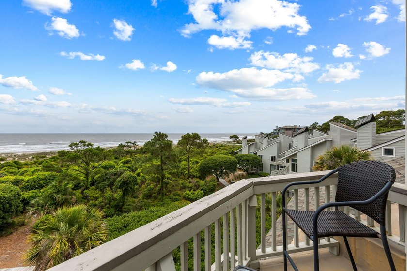 Experience the ultimate coastal retreat in this stunning - Beach Home for sale in Kiawah Island, South Carolina on Beachhouse.com