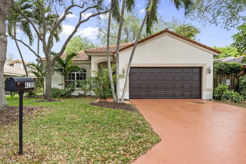 Here is Florida living at this charming 3-bedroom, 2-bath home - Beach Home for sale in Delray Beach, Florida on Beachhouse.com