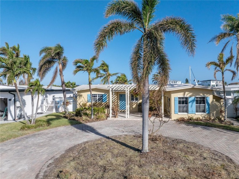 Under contract-accepting backup offers. Deep Water Lot with Wide - Beach Home for sale in North Redington Beach, Florida on Beachhouse.com